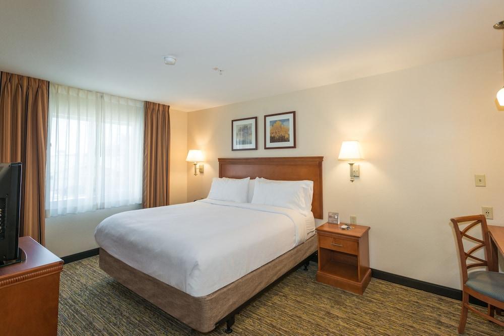 Candlewood Suites Mobile-Downtown By Ihg Экстерьер фото