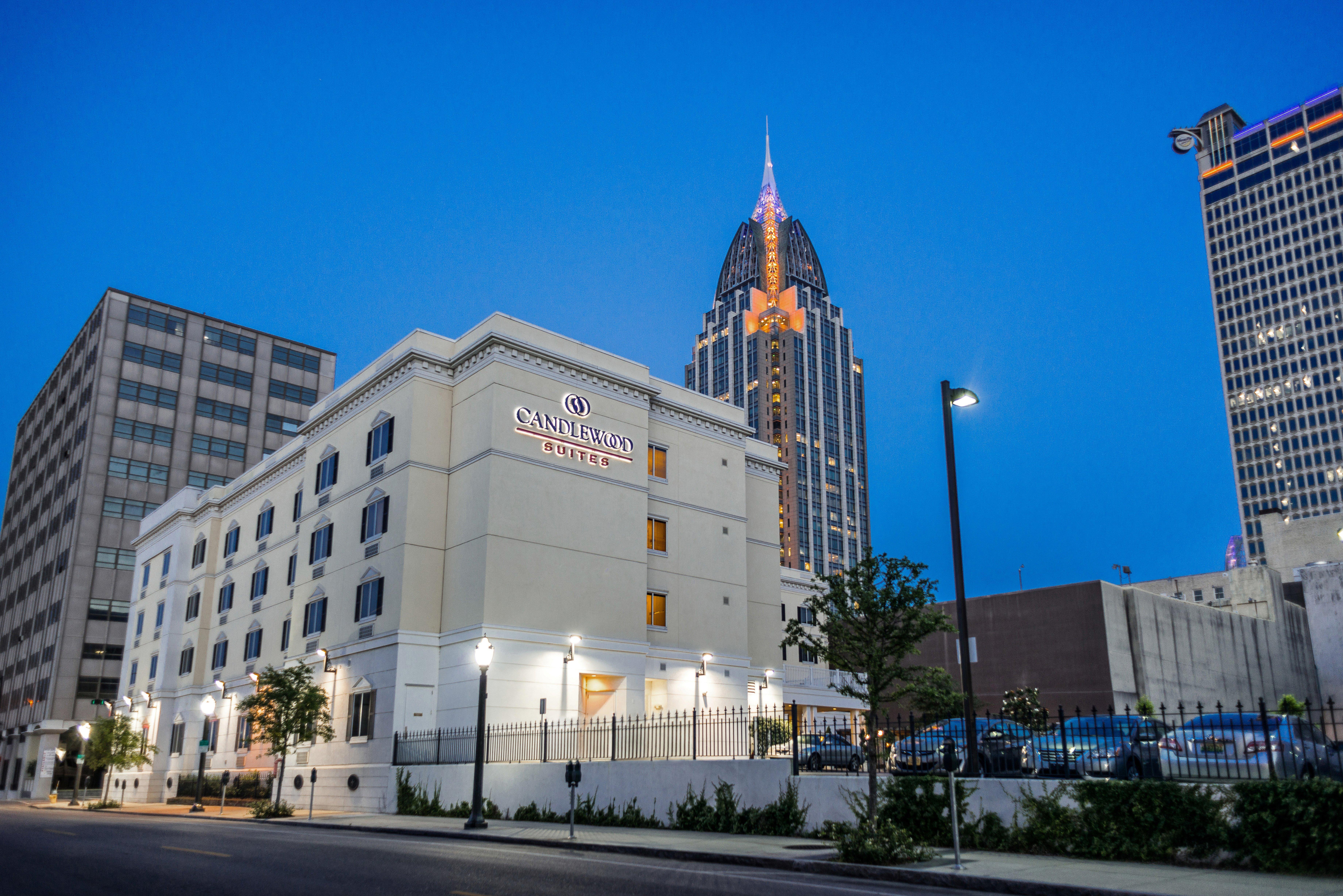 Candlewood Suites Mobile-Downtown By Ihg Экстерьер фото